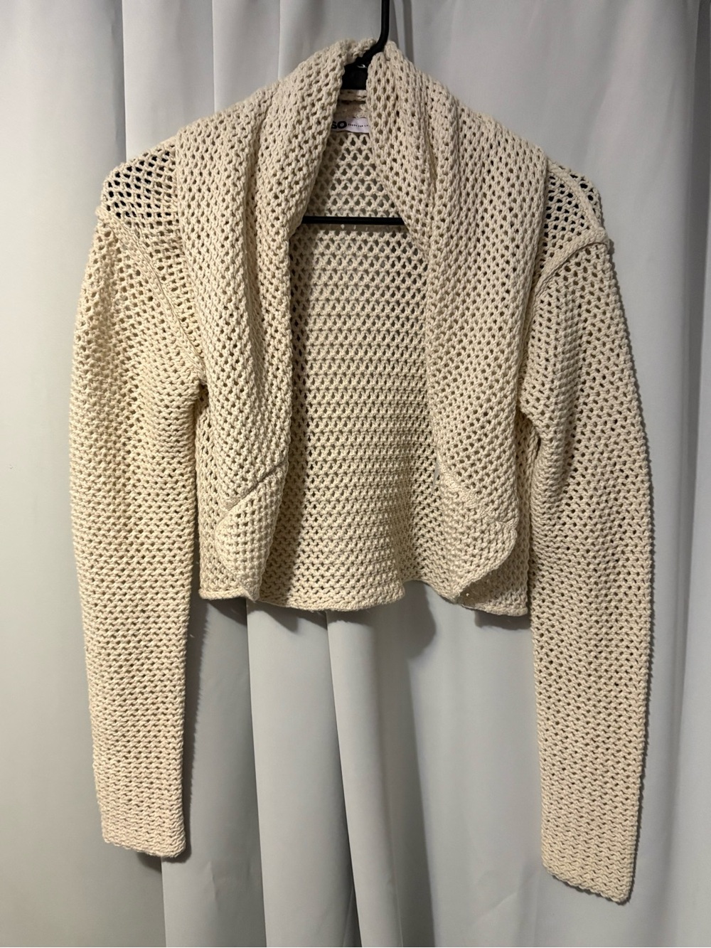 SO Cream Open-Front Cropped Knit Cardigan